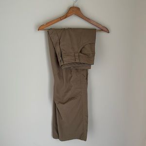 Men’s Patagonia utility work pant!